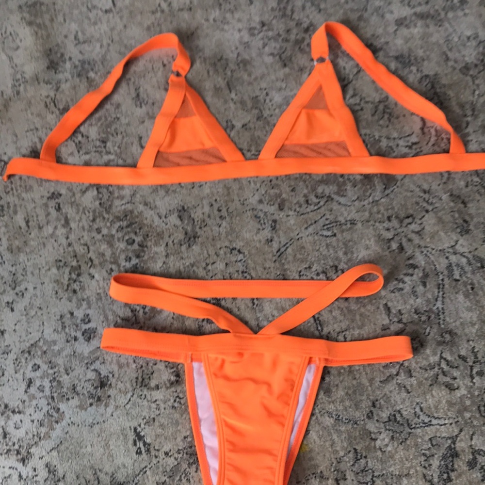 Mesh cutout bikini
